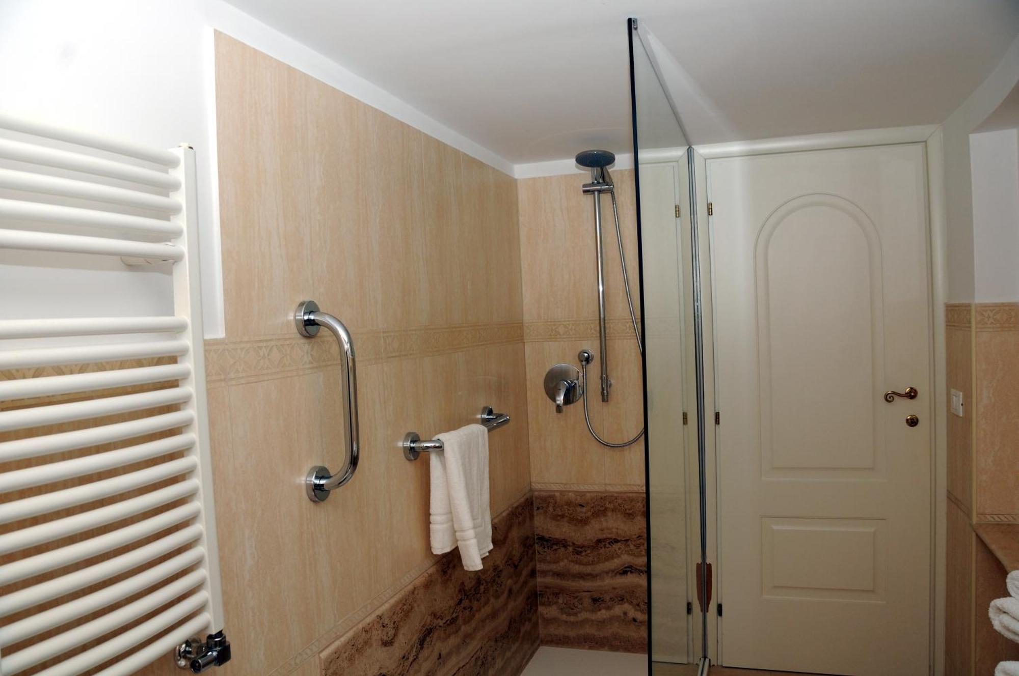 A Casa Di Lu, Al Colosseo - Guest House 로마 외부 사진